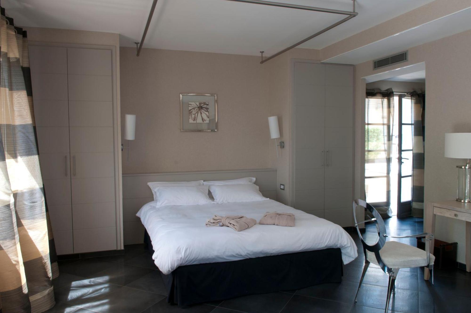 Le Pinarello Otel Sainte-Lucie de Porto-Vecchio Dış mekan fotoğraf