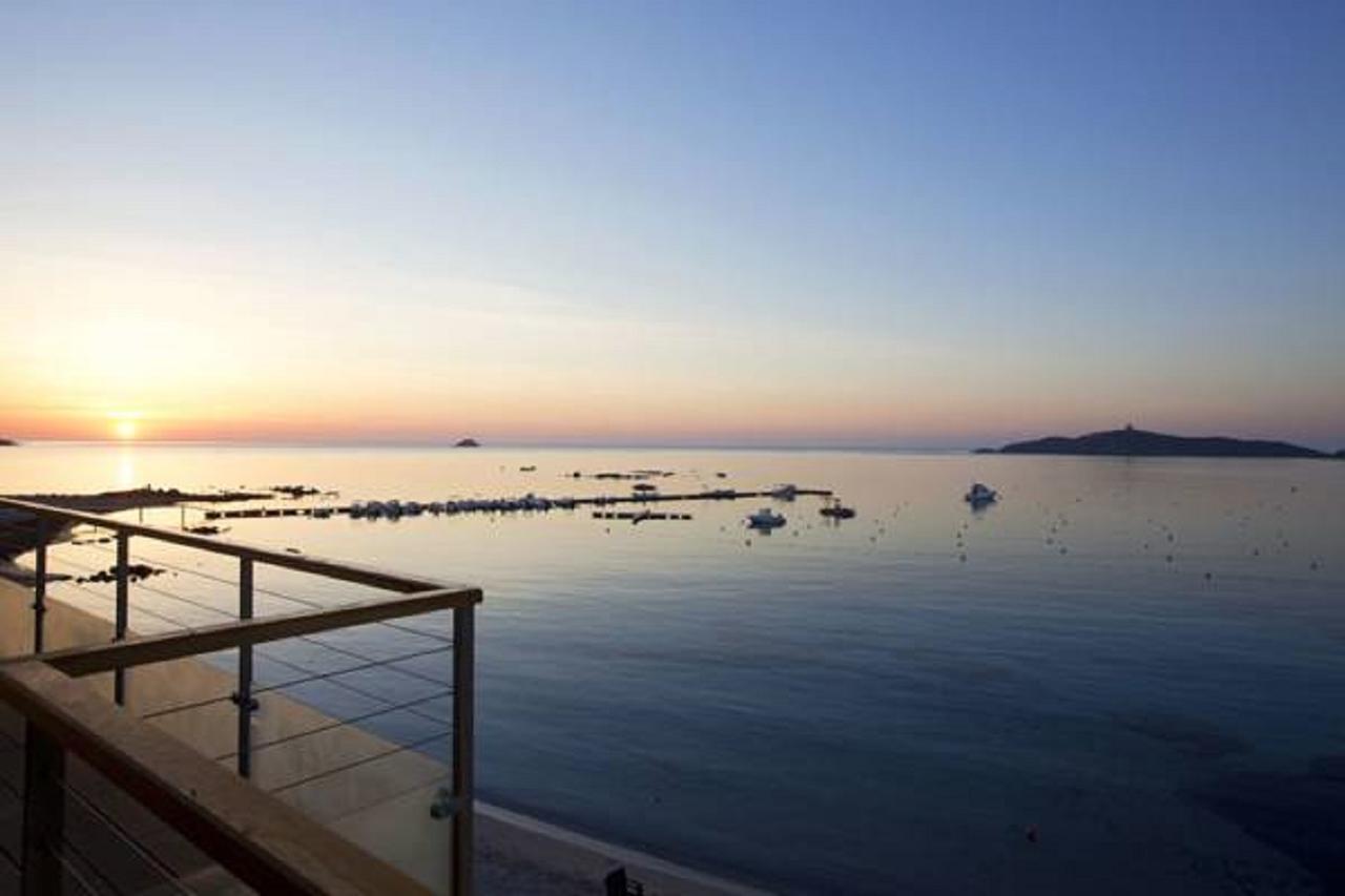 Le Pinarello Otel Sainte-Lucie de Porto-Vecchio Dış mekan fotoğraf